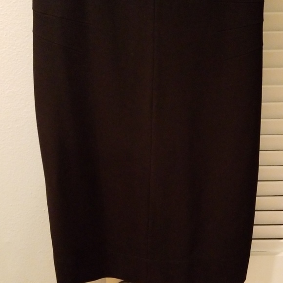 Dress - Picture 3 of 8